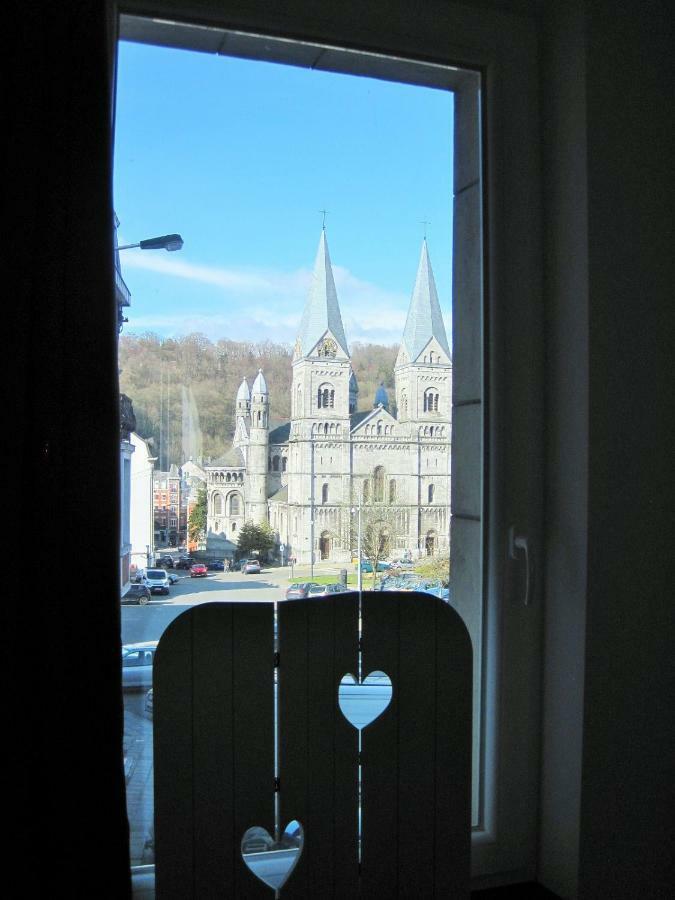 Au Bobeli'Nid - Gite Citadin Au Coeur De スパ エクステリア 写真